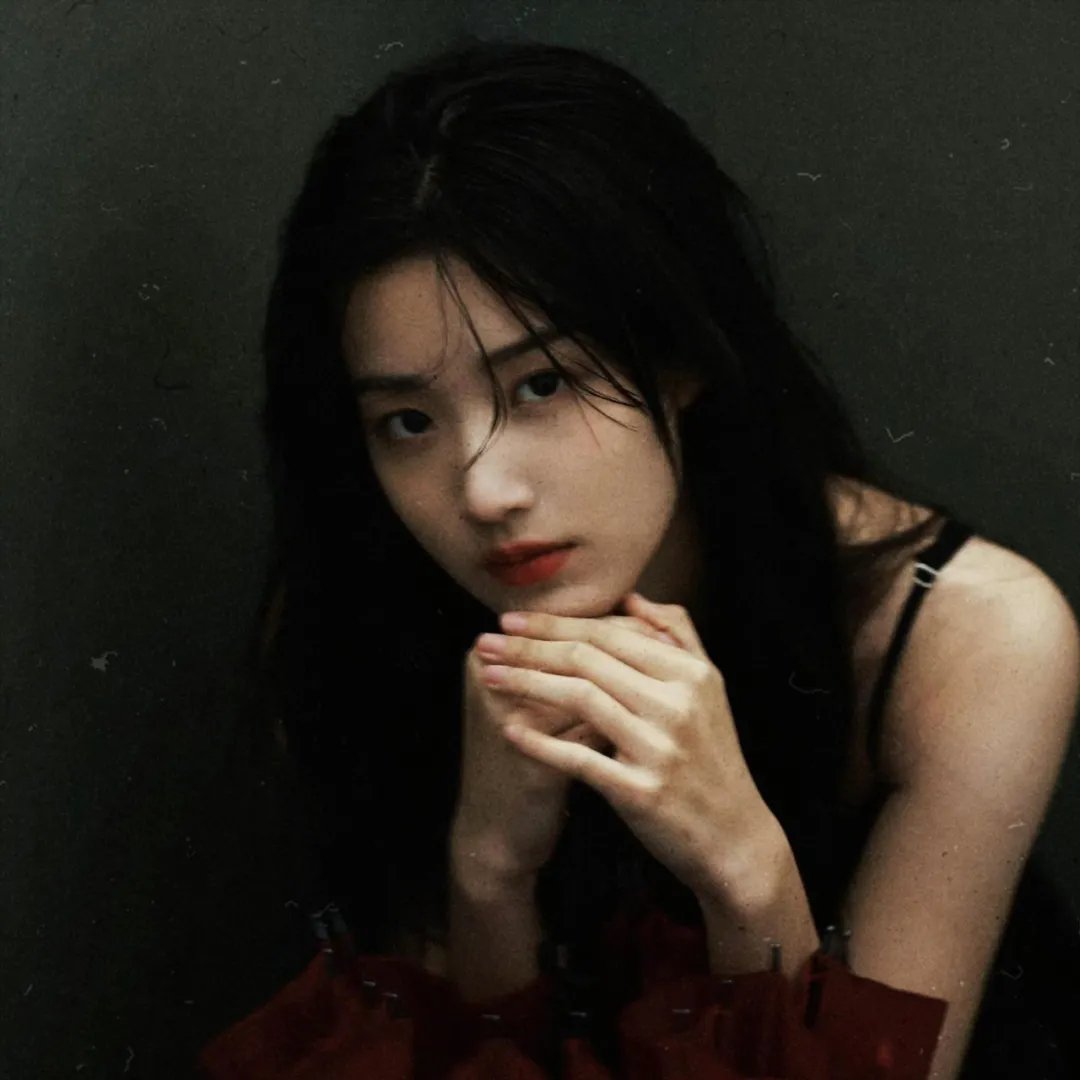 泥砖与镜子